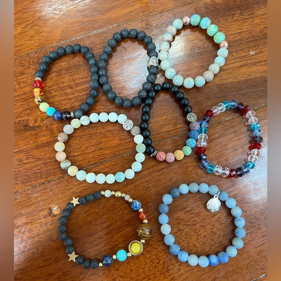 None Jewelry - 8 piece lot of lava bead bracelets and others